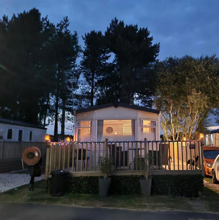 The Hygge Retreat At 7 Lakes Country Park, Lincolnshire Crowle (Lincolnshire) Exterior foto