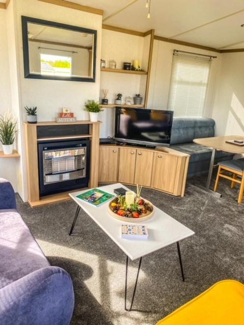 The Hygge Retreat At 7 Lakes Country Park, Lincolnshire Crowle (Lincolnshire) Exterior foto